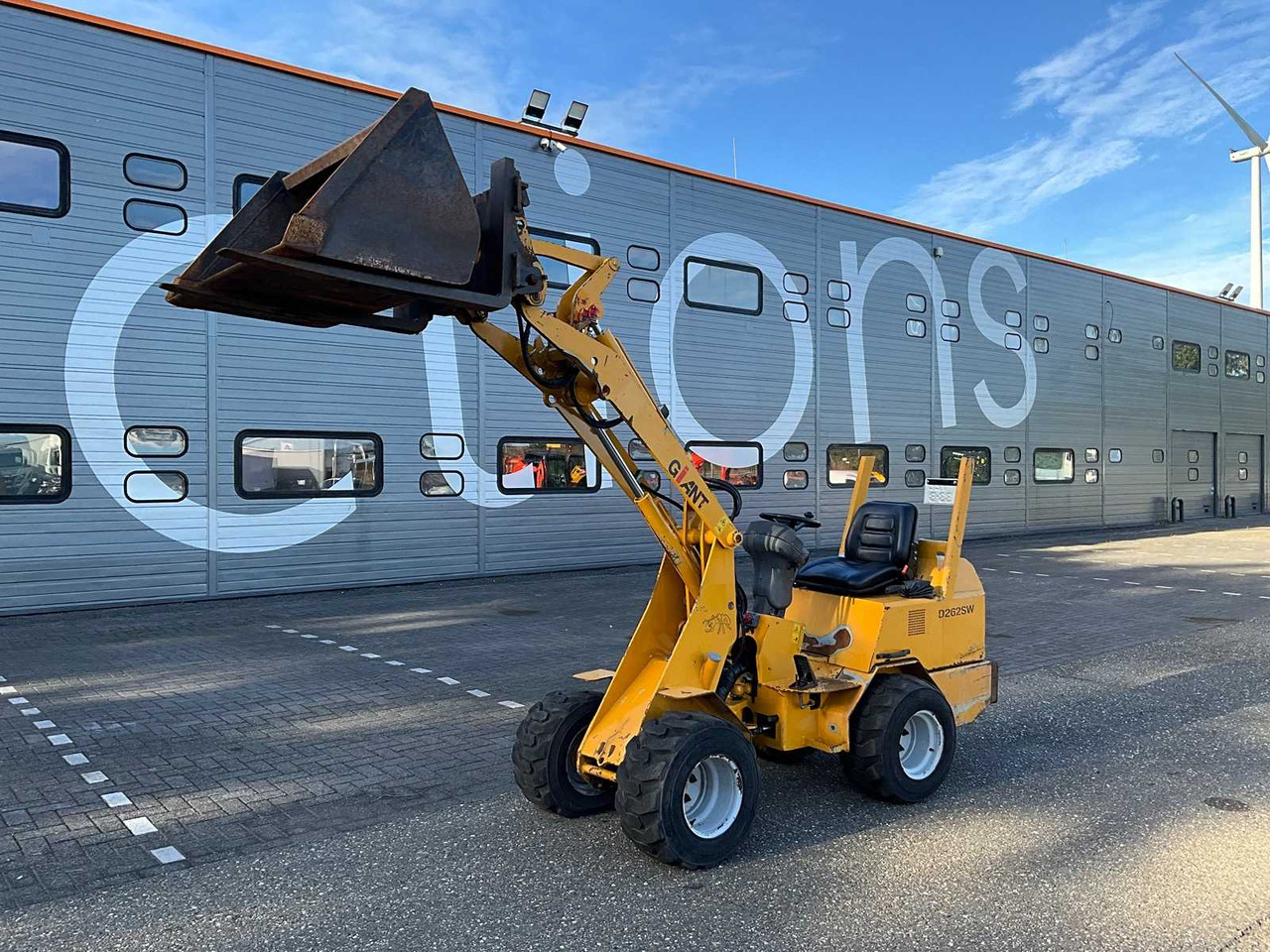 Giant D262SW - Колесен товарач: снимка 2 Giant D262SW - Колесен товарач: снимка 2