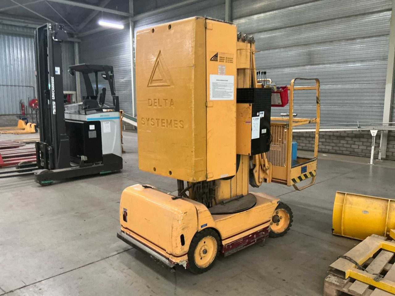 Grove Manlift Toucan 1100 - Работна площадка: снимка 4 Grove Manlift Toucan 1100 - Работна площадка: снимка 4