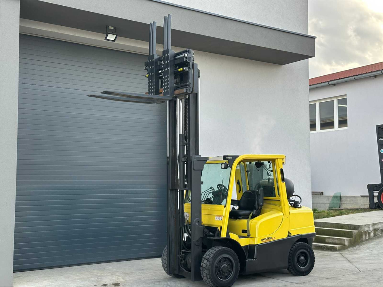 HYSTER - H4.0FT - FORKLIFT TRUCKS - 2010 - Мотокар: снимка 5 HYSTER - H4.0FT - FORKLIFT TRUCKS - 2010 - Мотокар: снимка 5