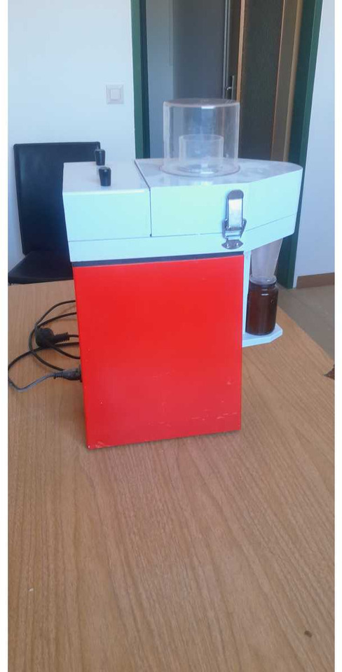 Hammer mill for grain samples - Оборудване за съхранение: снимка 3 Hammer mill for grain samples - Оборудване за съхранение: снимка 3