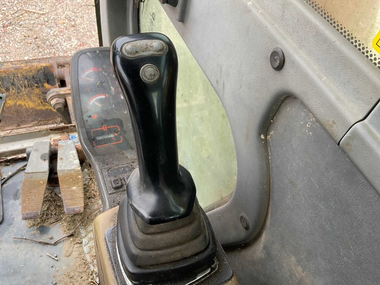 Автокран Hitachi FH 150W.3: снимка 23 Автокран Hitachi FH 150W.3: снимка 23