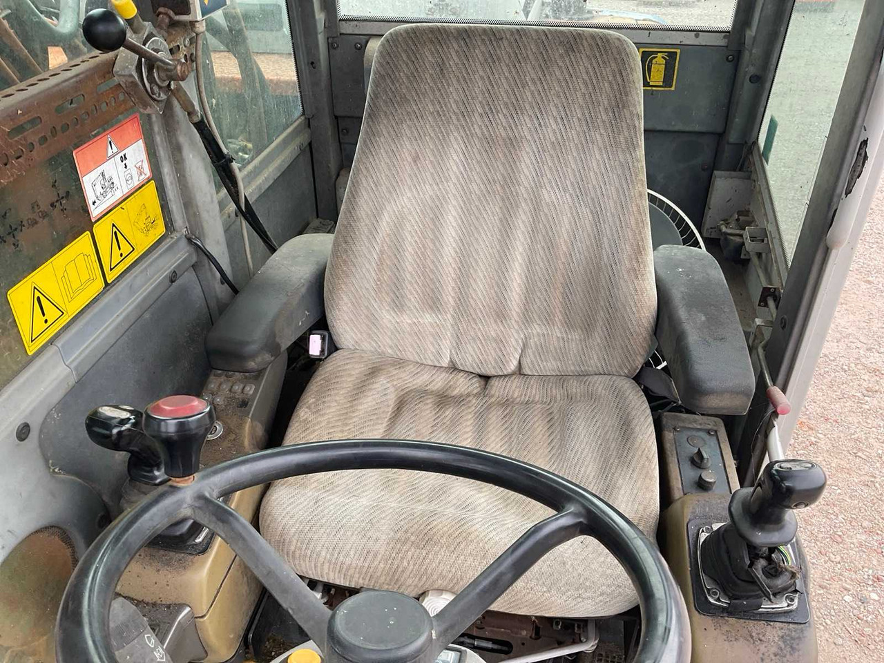 Автокран Hitachi FH 150W.3: снимка 19 Автокран Hitachi FH 150W.3: снимка 19