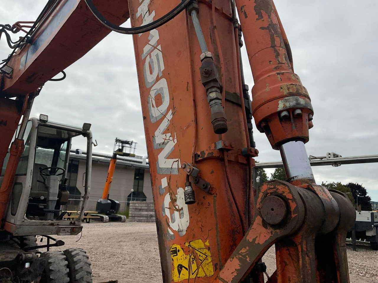 Автокран Hitachi FH 150W.3: снимка 12 Автокран Hitachi FH 150W.3: снимка 12