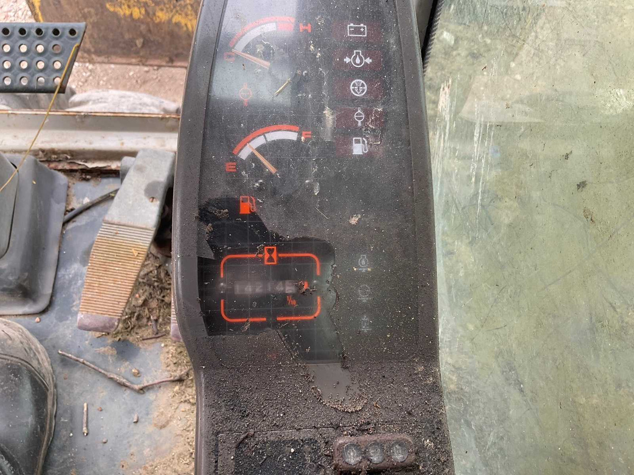 Автокран Hitachi FH 150W.3: снимка 21 Автокран Hitachi FH 150W.3: снимка 21