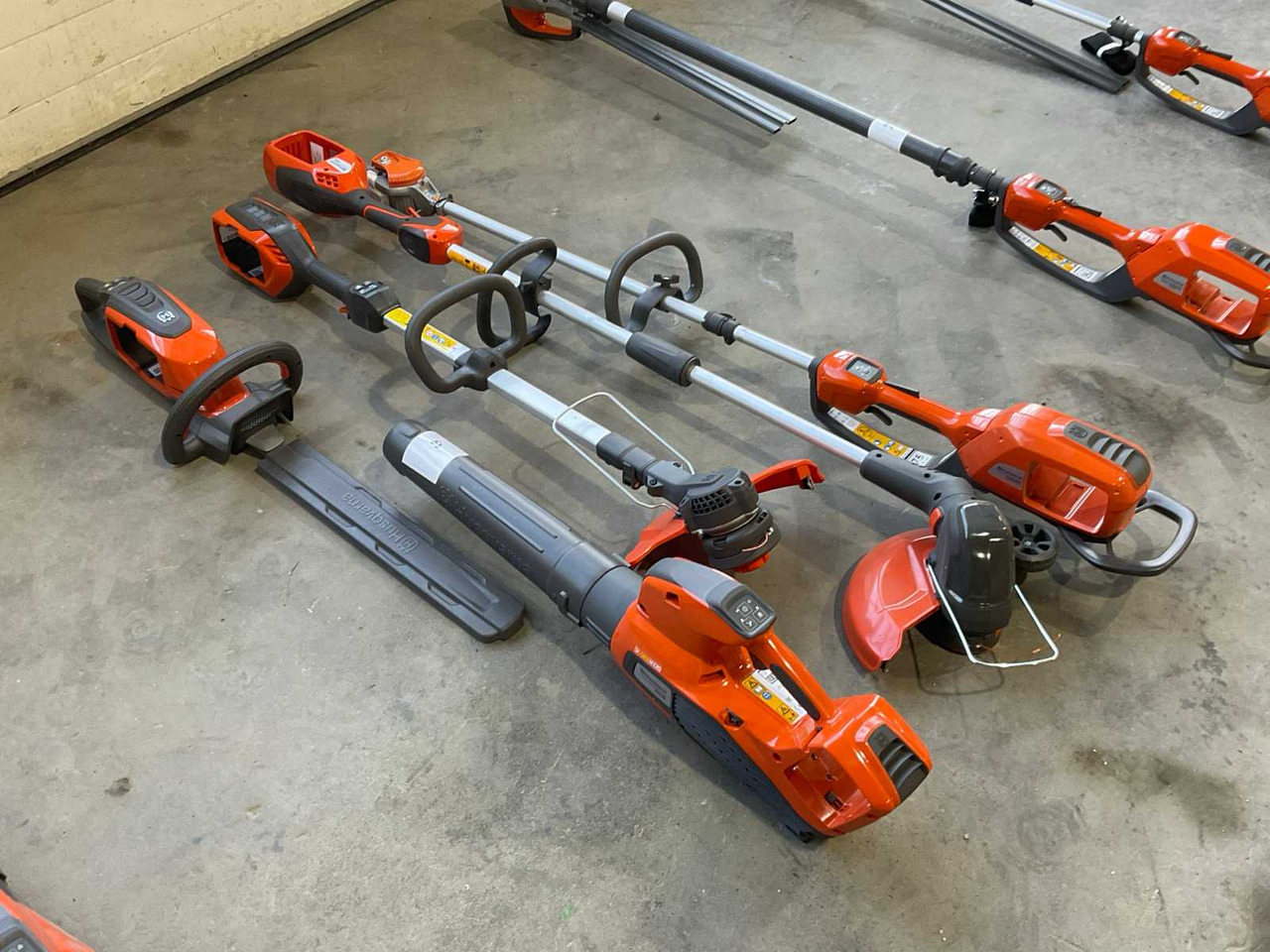 Husqvarna - Градинска техника: снимка 1 Husqvarna - Градинска техника: снимка 1