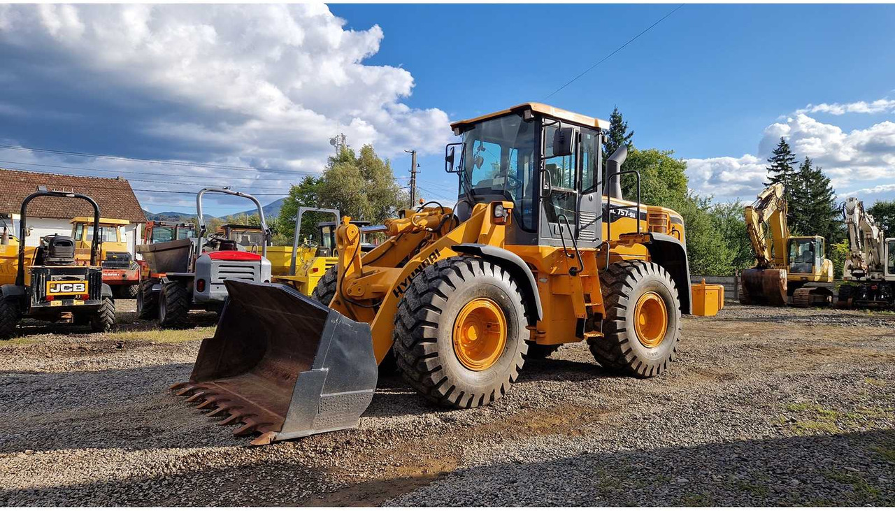 Hyundai HL757-9A - Колесен товарач: снимка 1 Hyundai HL757-9A - Колесен товарач: снимка 1