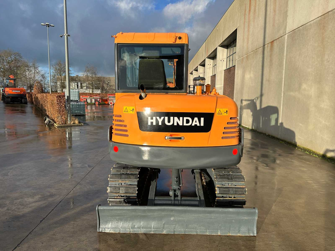 Hyundai R60VS - Верижен багер: снимка 5 Hyundai R60VS - Верижен багер: снимка 5