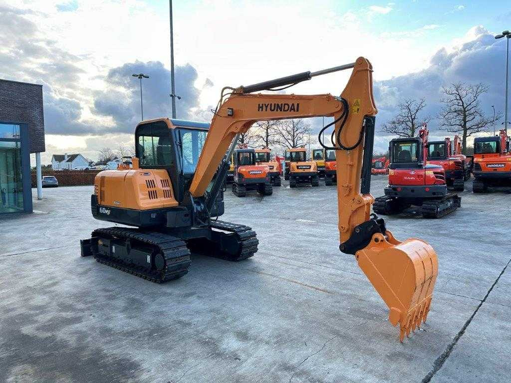 Hyundai R60VS - Верижен багер: снимка 3 Hyundai R60VS - Верижен багер: снимка 3