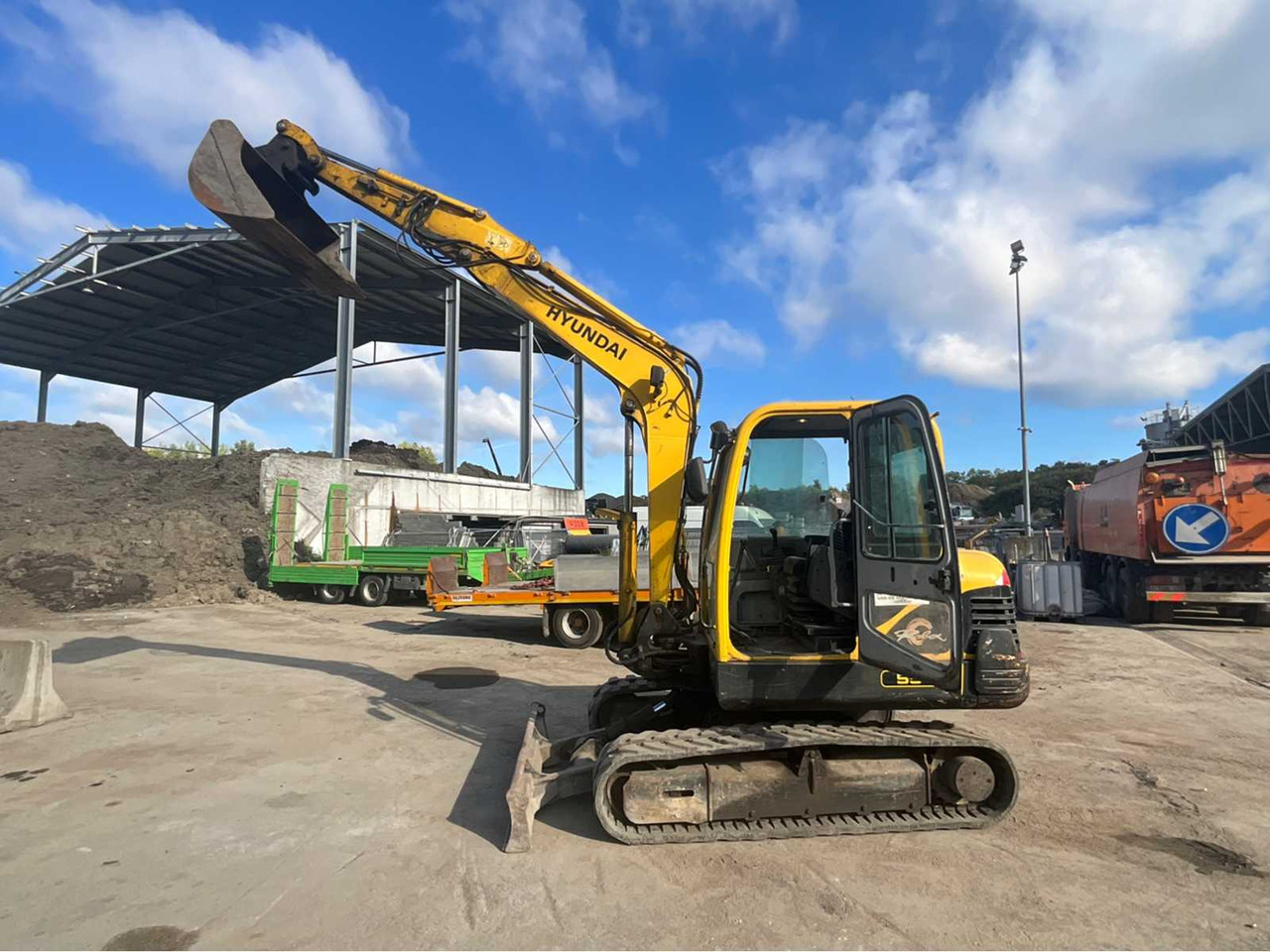 Hyundai Robex 55-7 - Верижен багер: снимка 3 Hyundai Robex 55-7 - Верижен багер: снимка 3