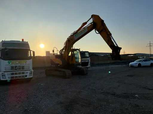 Hyundai Robex235LCR-9 - Верижен багер: снимка 3 Hyundai Robex235LCR-9 - Верижен багер: снимка 3