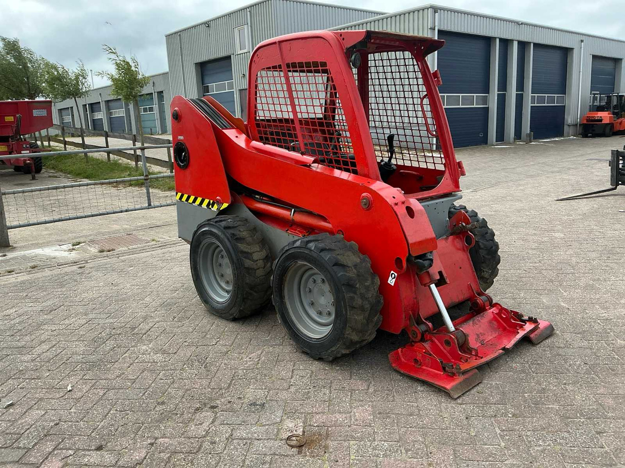 JCB 160 robot - Мини челен товарач: снимка 4 JCB 160 robot - Мини челен товарач: снимка 4