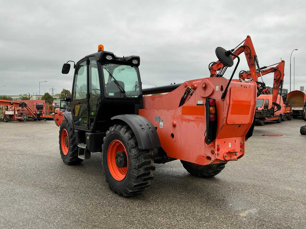 JCB 540-140 - Мини челен товарач: снимка 3 JCB 540-140 - Мини челен товарач: снимка 3