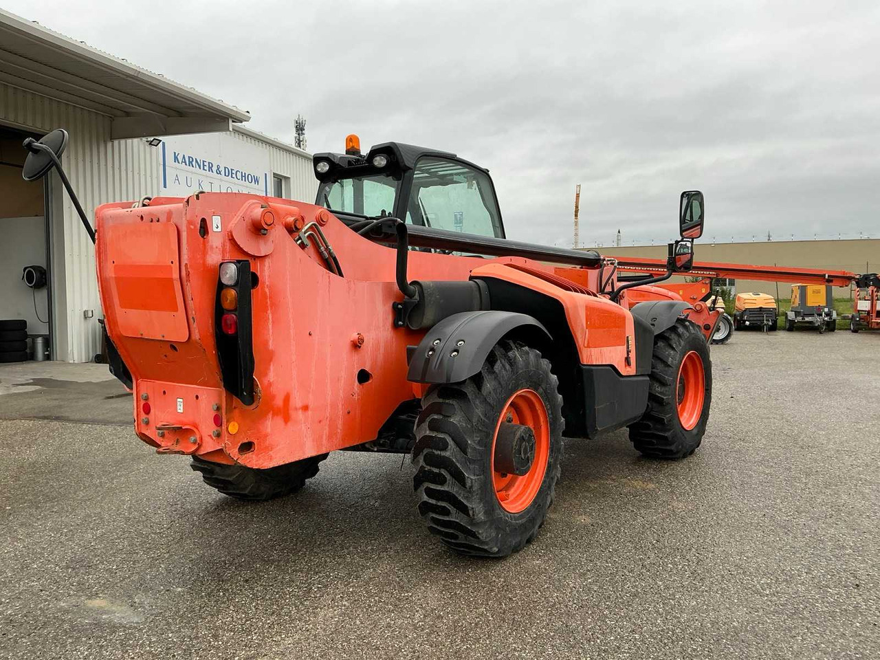 JCB 540-140 - Мини челен товарач: снимка 4 JCB 540-140 - Мини челен товарач: снимка 4