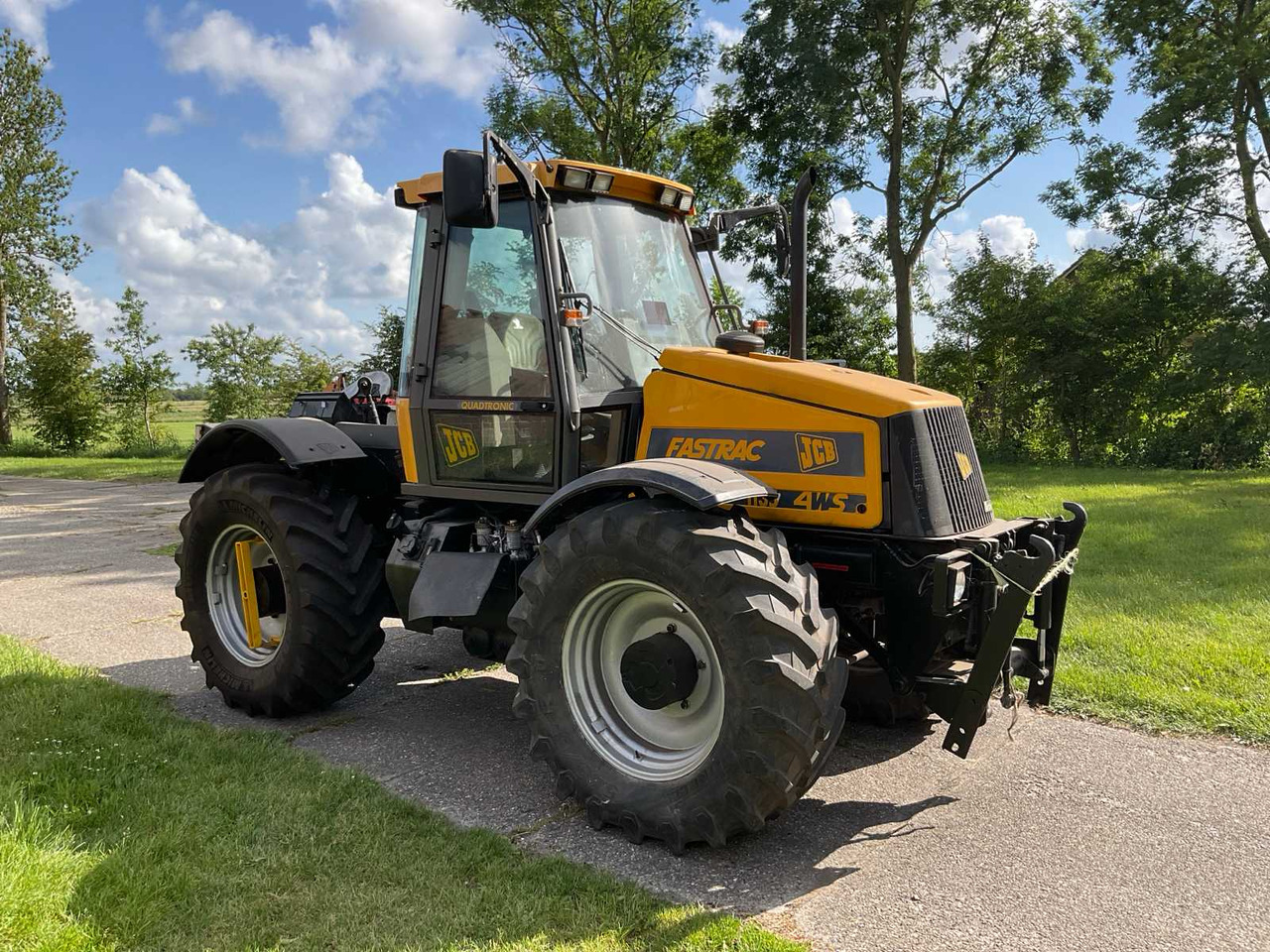 JCB Fastrac 1135 4WS - Трактор: снимка 3 JCB Fastrac 1135 4WS - Трактор: снимка 3