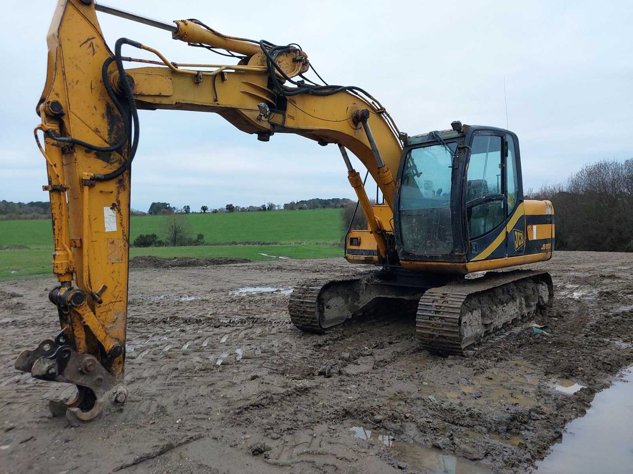 JCB JS130 - Верижен багер: снимка 2 JCB JS130 - Верижен багер: снимка 2