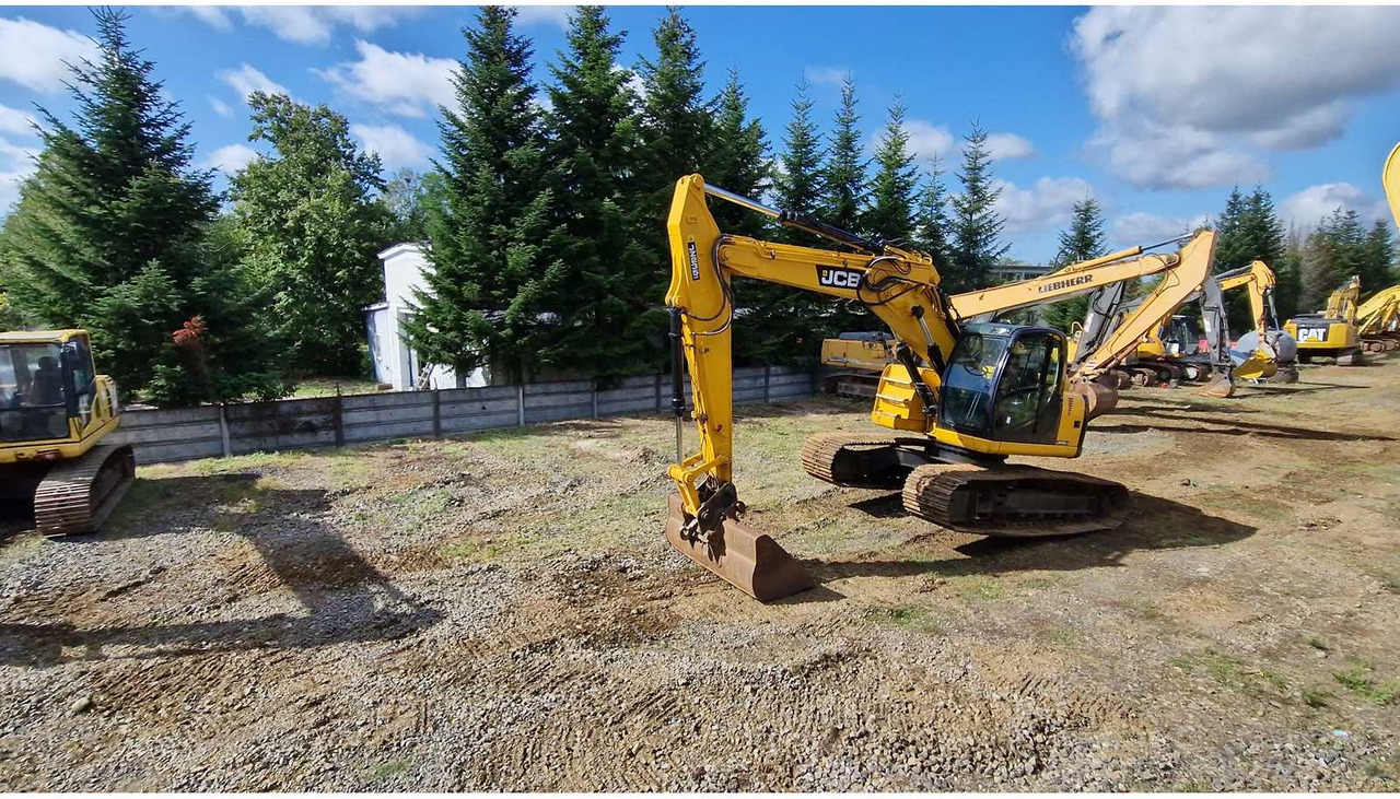 JCB JZ235LC - Верижен багер: снимка 4 JCB JZ235LC - Верижен багер: снимка 4