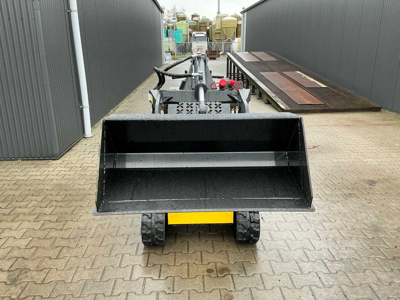 Мини верижен товарач JL LRT360 MINI LOADER / SKID STEER LOADER ON TRACKS: снимка 14 Мини верижен товарач JL LRT360 MINI LOADER / SKID STEER LOADER ON TRACKS: снимка 14