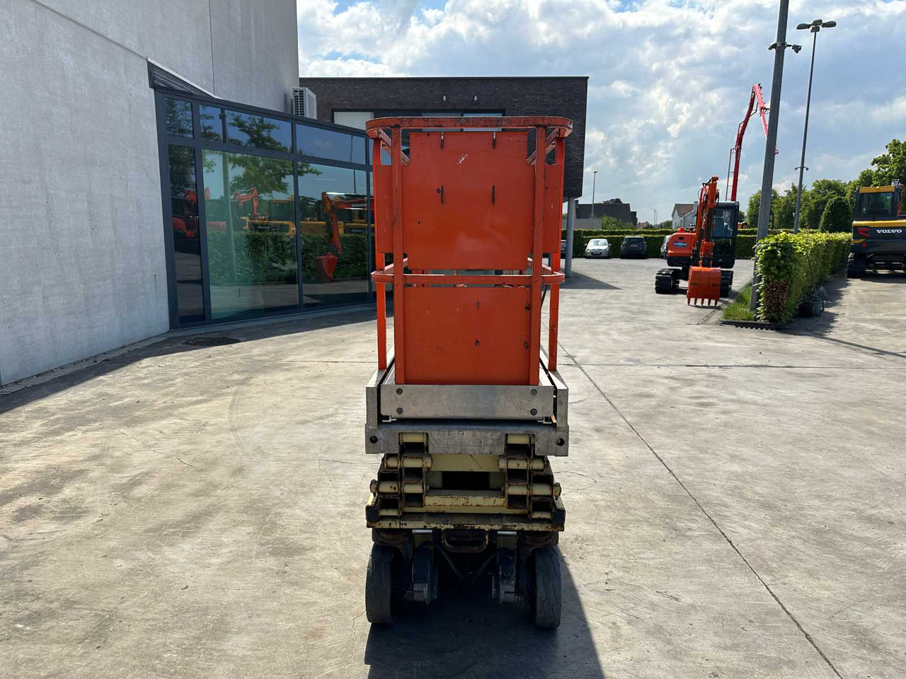 JLG 1930ES - Работна площадка: снимка 2 JLG 1930ES - Работна площадка: снимка 2