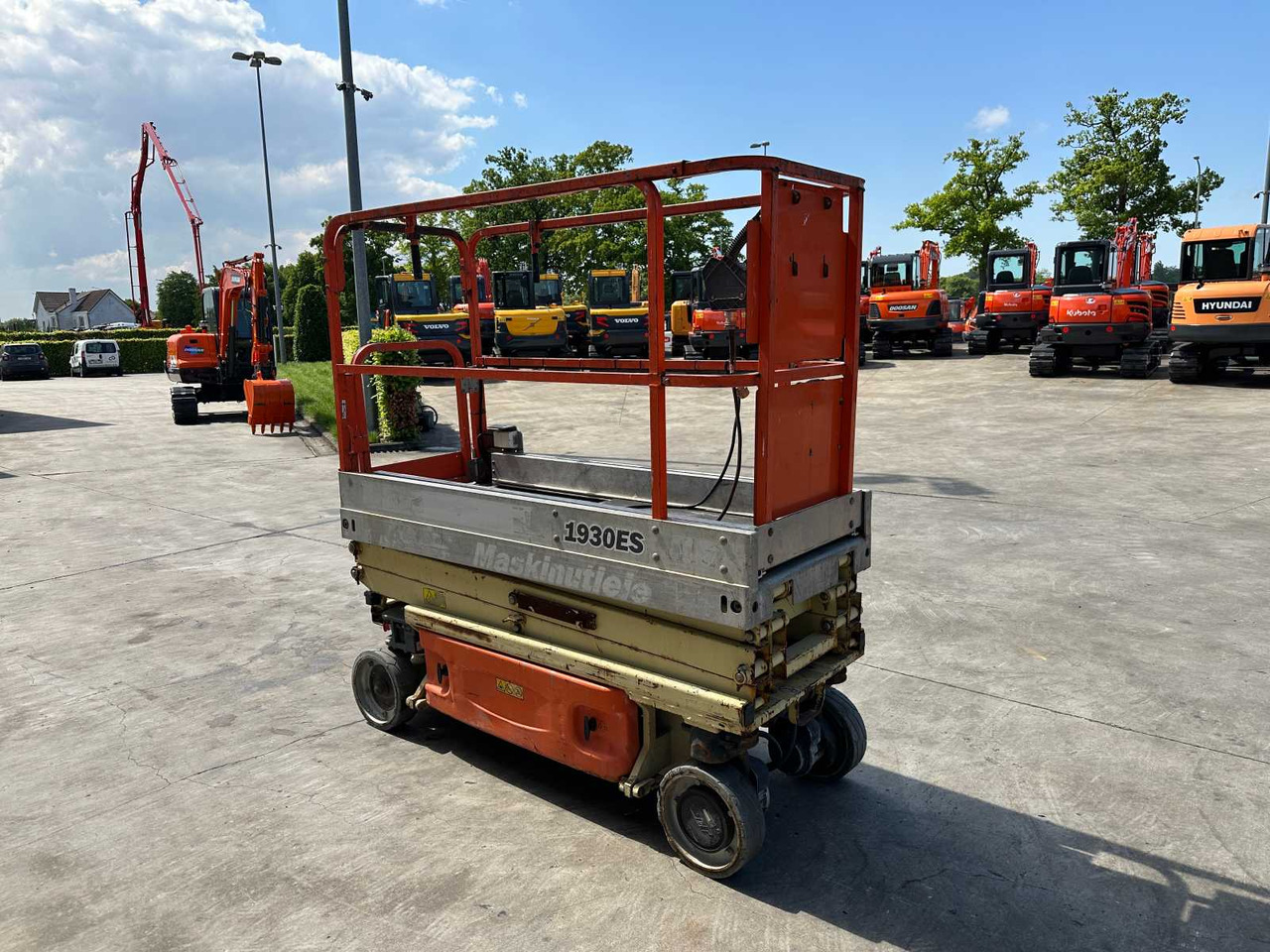 JLG 1930ES - Работна площадка: снимка 3 JLG 1930ES - Работна площадка: снимка 3