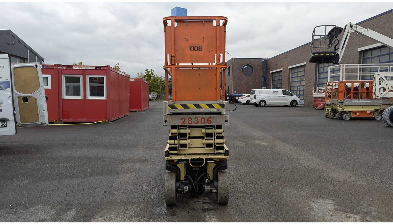 JLG - 2030ES - AERIAL WORK PLATFORMS (NO. 28306) - 2006 - Работна площадка: снимка 2 JLG - 2030ES - AERIAL WORK PLATFORMS (NO. 28306) - 2006 - Работна площадка: снимка 2