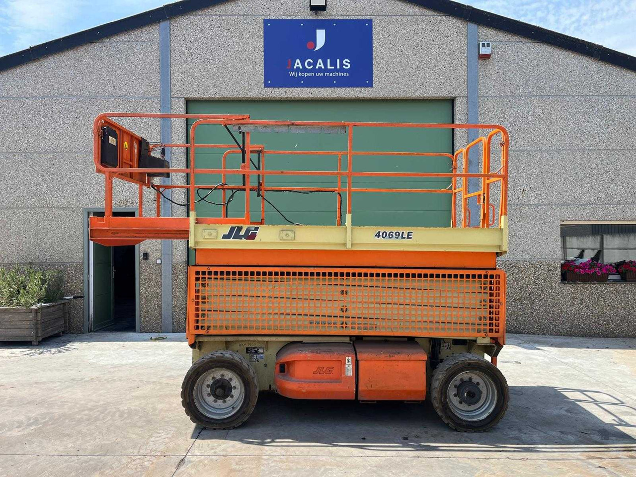 JLG 4069LE - Работна площадка: снимка 1 JLG 4069LE - Работна площадка: снимка 1