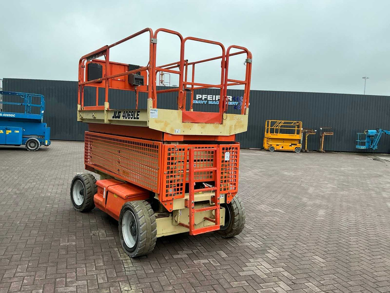JLG 4069LE - Работна площадка: снимка 3 JLG 4069LE - Работна площадка: снимка 3
