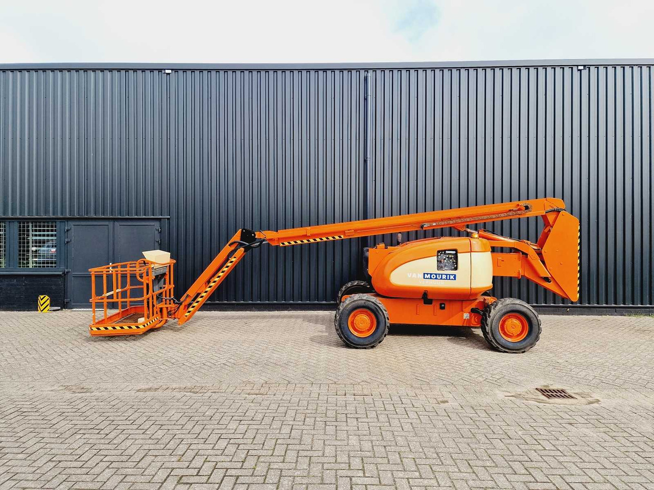 JLG 600 AJ - Работна площадка: снимка 2 JLG 600 AJ - Работна площадка: снимка 2
