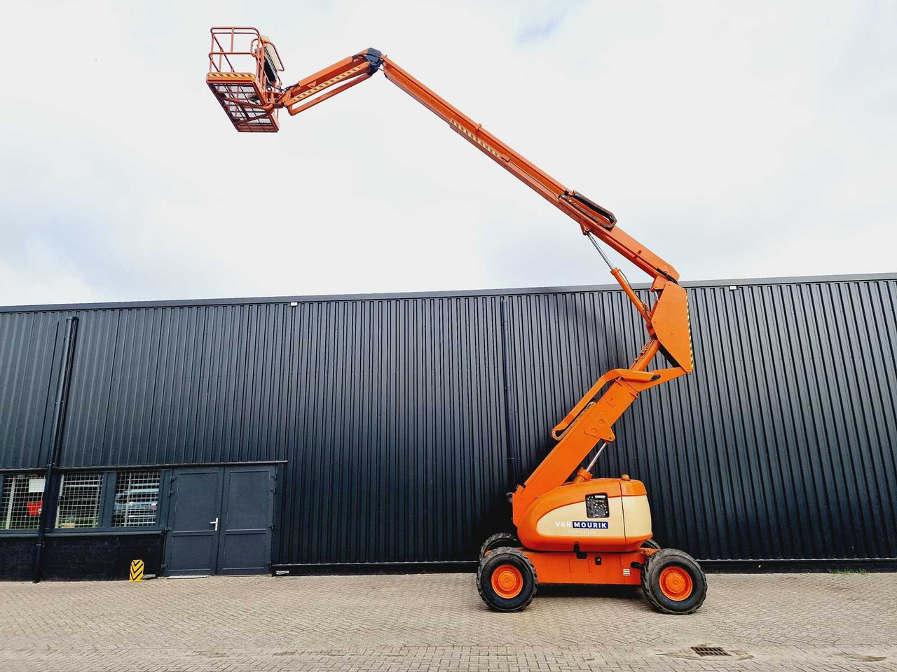 JLG 600 AJ - Работна площадка: снимка 4 JLG 600 AJ - Работна площадка: снимка 4
