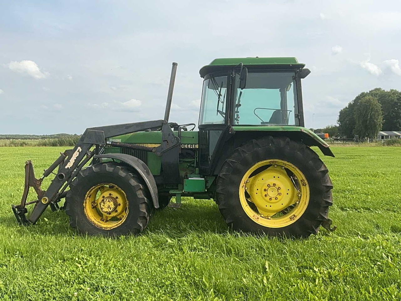 John deere 2040 - Трактор: снимка 4 John deere 2040 - Трактор: снимка 4