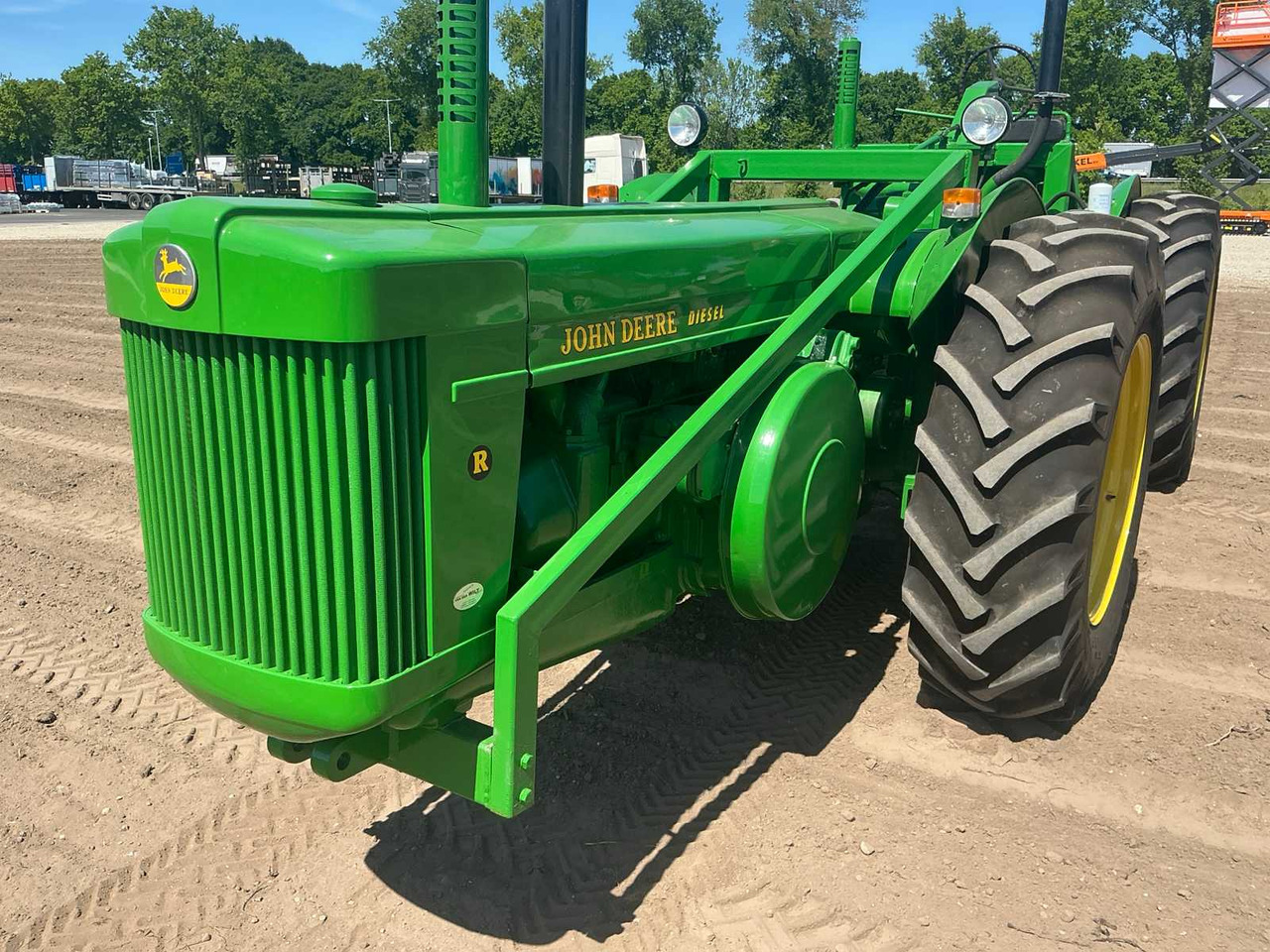John deere R - Трактор: снимка 4 John deere R - Трактор: снимка 4