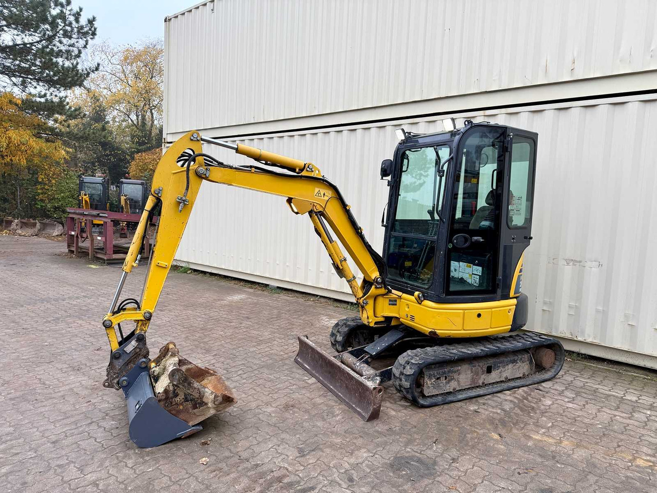 KOMATSU - PC26MR-3 - 2020 - MINI EXCAVATOR - Мини багер: снимка 3 KOMATSU - PC26MR-3 - 2020 - MINI EXCAVATOR - Мини багер: снимка 3