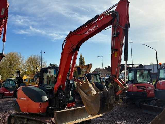 KUBOTA KX 080 MIDI CRAWLER EXCAVATOR 8 TON - Багер: снимка 1 KUBOTA KX 080 MIDI CRAWLER EXCAVATOR 8 TON - Багер: снимка 1