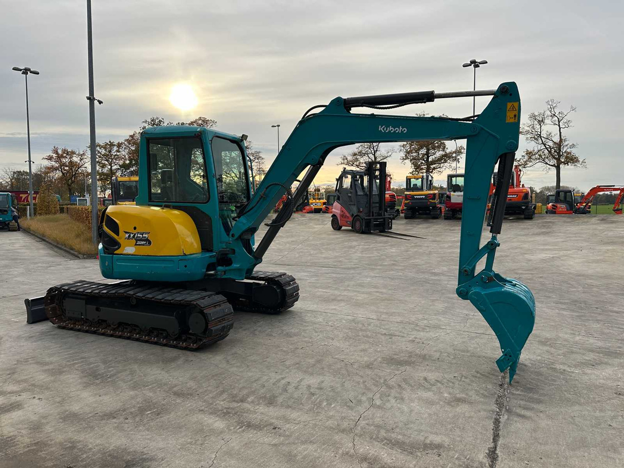 KUBOTA - KX155-3SZ - MIDI EXCAVATOR - Багер: снимка 4 KUBOTA - KX155-3SZ - MIDI EXCAVATOR - Багер: снимка 4