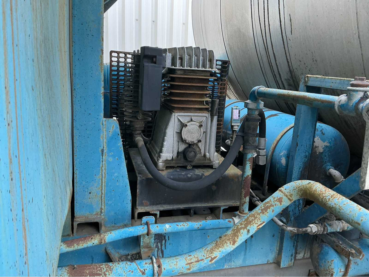 Камион 2001 RENAULT 22 AVA 320 DCI TRUCK: снимка 17 Камион 2001 RENAULT 22 AVA 320 DCI TRUCK: снимка 17