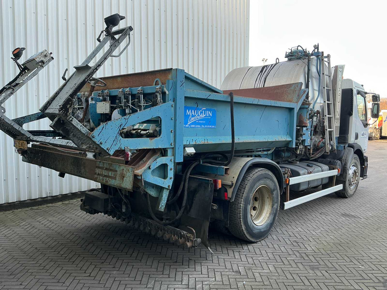 Камион 2001 RENAULT 22 AVA 320 DCI TRUCK: снимка 7 Камион 2001 RENAULT 22 AVA 320 DCI TRUCK: снимка 7