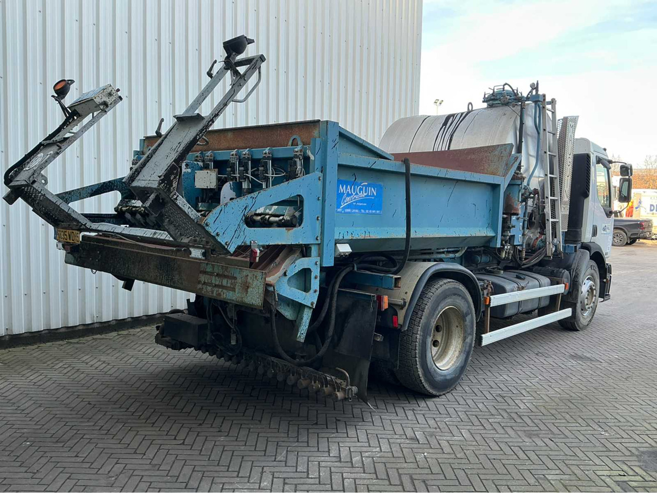 Камион 2001 RENAULT 22 AVA 320 DCI TRUCK: снимка 6 Камион 2001 RENAULT 22 AVA 320 DCI TRUCK: снимка 6