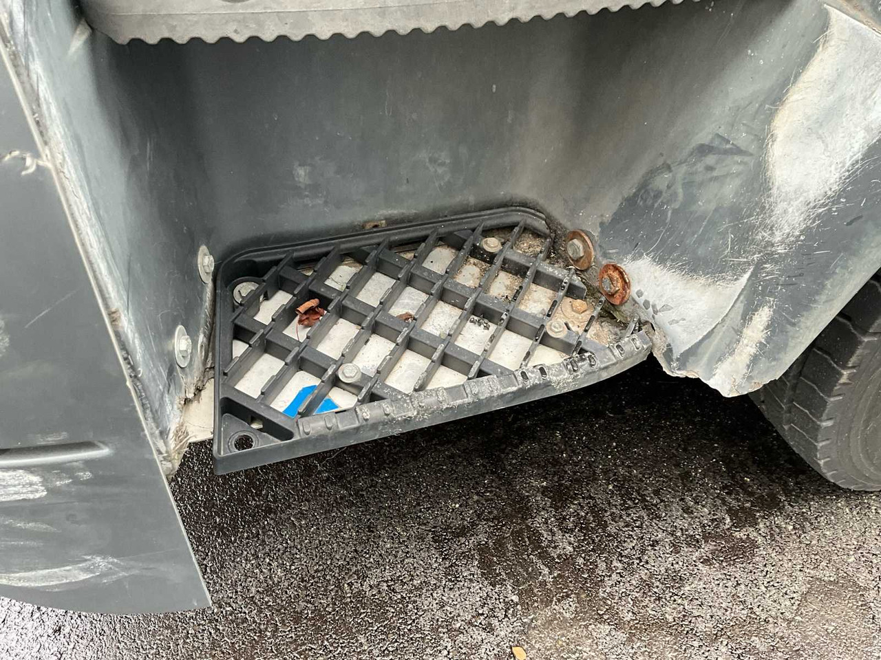 Камион 2008 IVECO EUROCARGO 120E22 - HYDRAULIC TAIL LIFT: снимка 42 Камион 2008 IVECO EUROCARGO 120E22 - HYDRAULIC TAIL LIFT: снимка 42