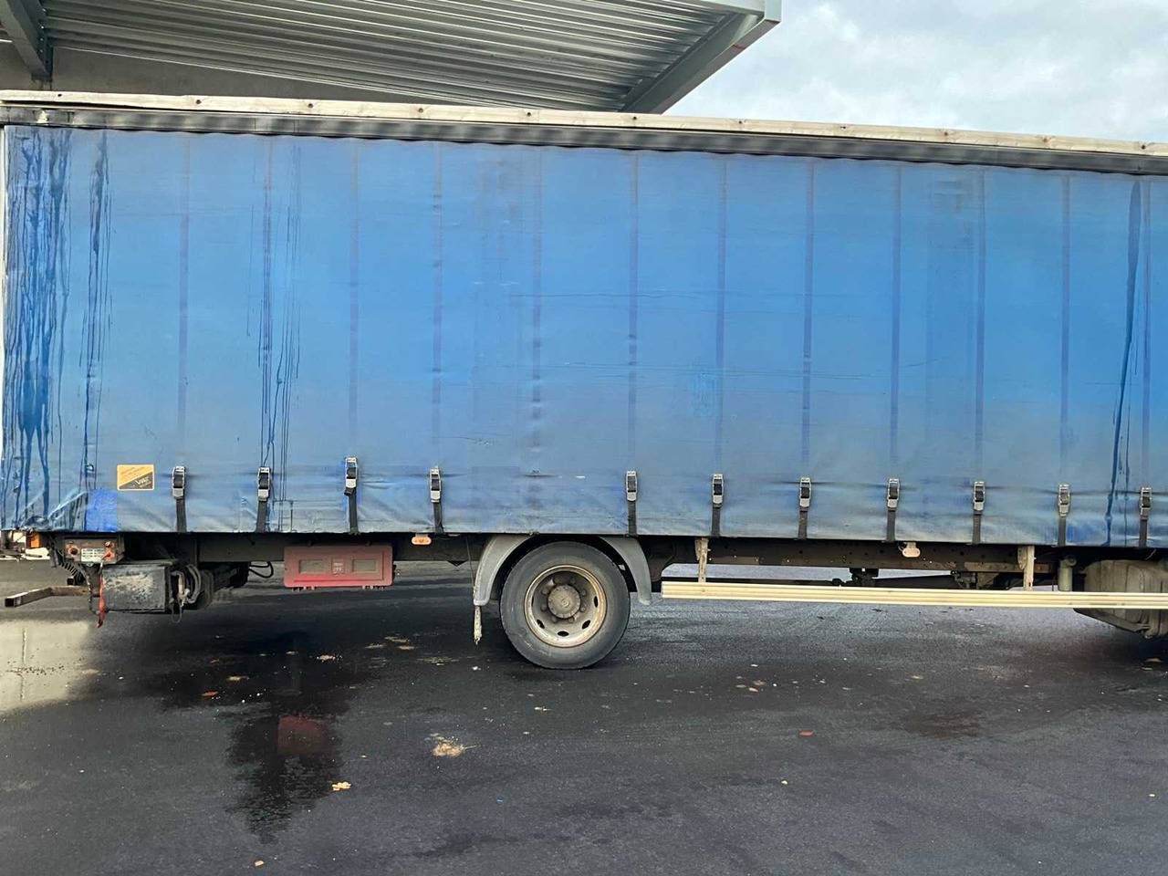 Камион 2008 IVECO EUROCARGO 120E22 - HYDRAULIC TAIL LIFT: снимка 7 Камион 2008 IVECO EUROCARGO 120E22 - HYDRAULIC TAIL LIFT: снимка 7