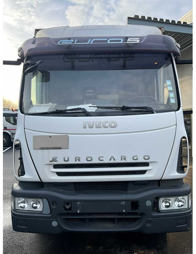 Камион 2008 IVECO EUROCARGO 120E22 - HYDRAULIC TAIL LIFT: снимка 9 Камион 2008 IVECO EUROCARGO 120E22 - HYDRAULIC TAIL LIFT: снимка 9