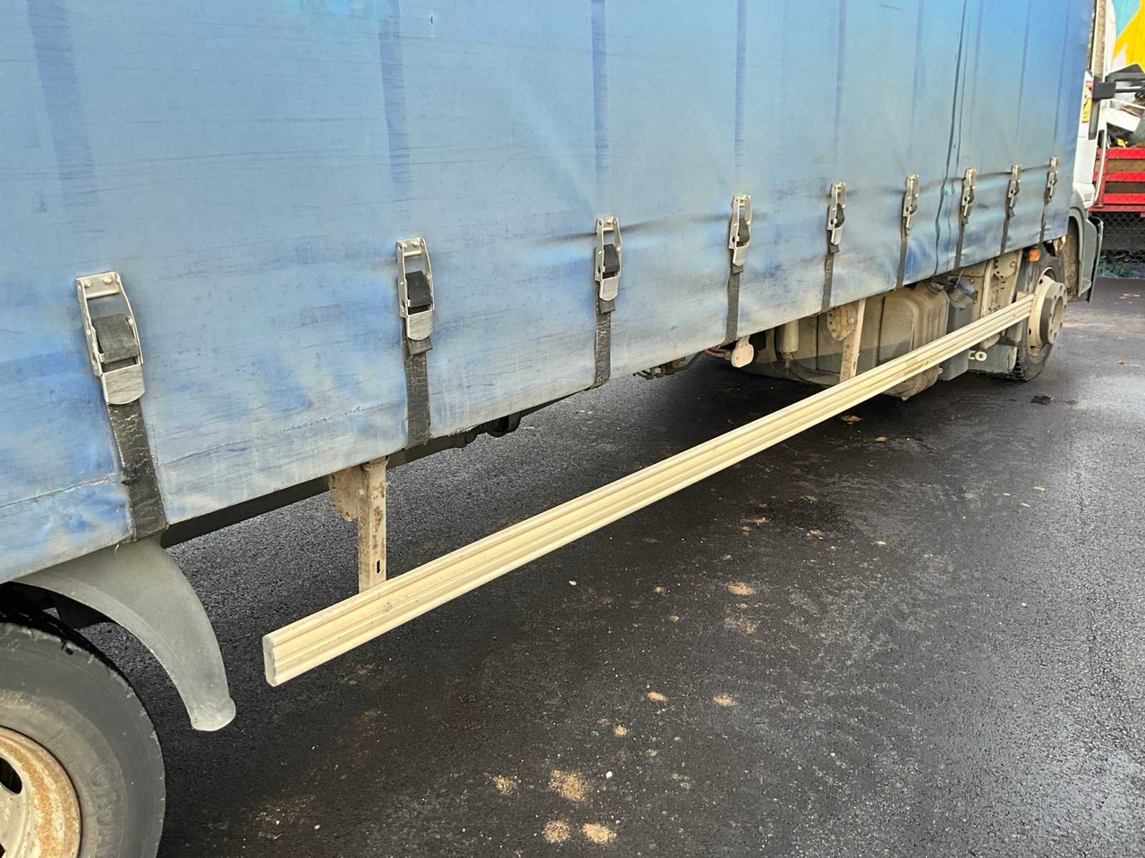 Камион 2008 IVECO EUROCARGO 120E22 - HYDRAULIC TAIL LIFT: снимка 24 Камион 2008 IVECO EUROCARGO 120E22 - HYDRAULIC TAIL LIFT: снимка 24