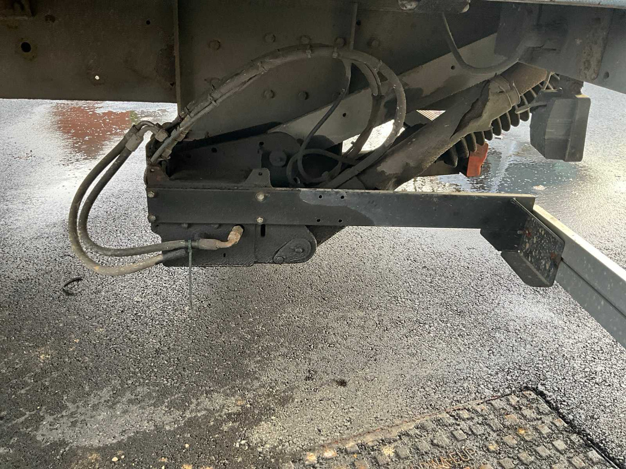 Камион 2008 IVECO EUROCARGO 120E22 - HYDRAULIC TAIL LIFT: снимка 17 Камион 2008 IVECO EUROCARGO 120E22 - HYDRAULIC TAIL LIFT: снимка 17