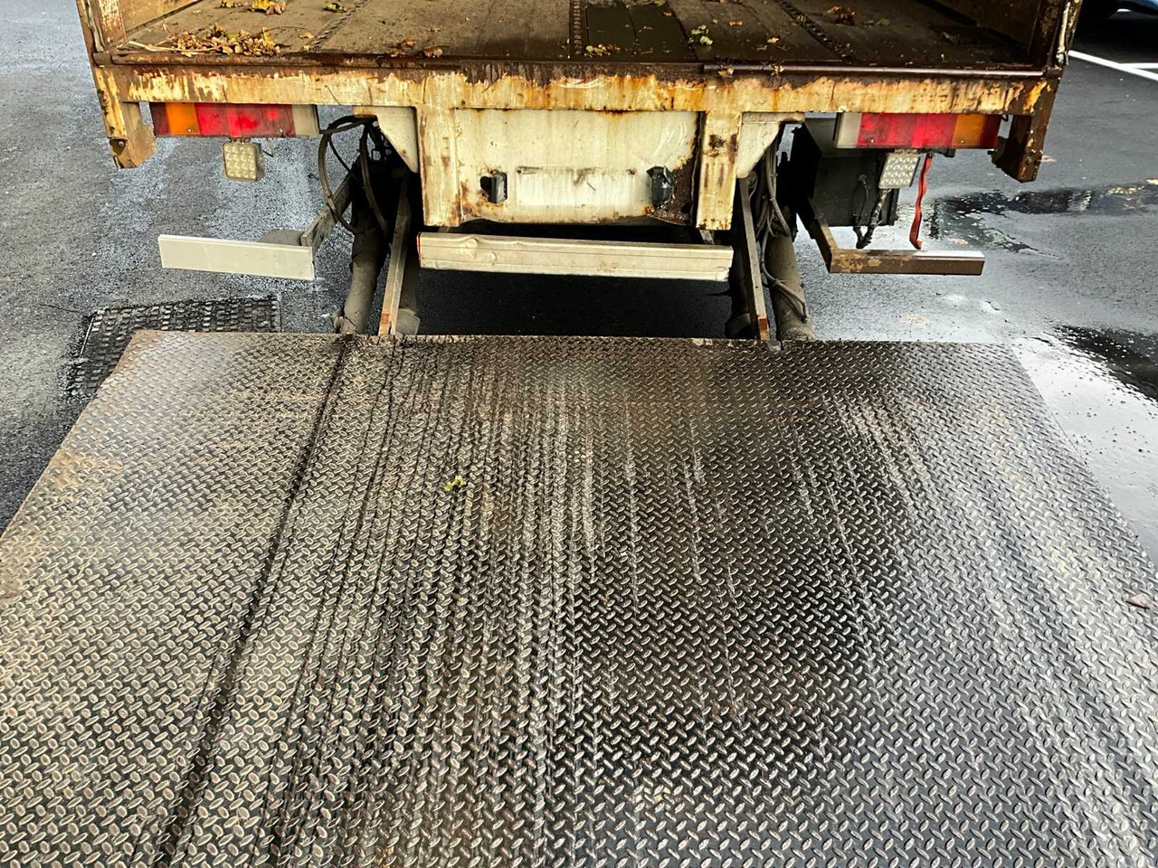 Камион 2008 IVECO EUROCARGO 120E22 - HYDRAULIC TAIL LIFT: снимка 20 Камион 2008 IVECO EUROCARGO 120E22 - HYDRAULIC TAIL LIFT: снимка 20