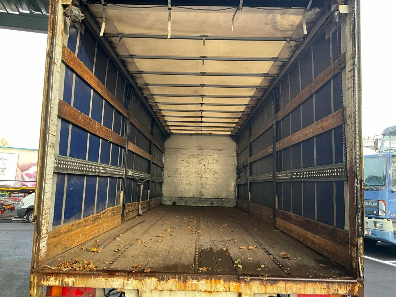 Камион 2008 IVECO EUROCARGO 120E22 - HYDRAULIC TAIL LIFT: снимка 19 Камион 2008 IVECO EUROCARGO 120E22 - HYDRAULIC TAIL LIFT: снимка 19