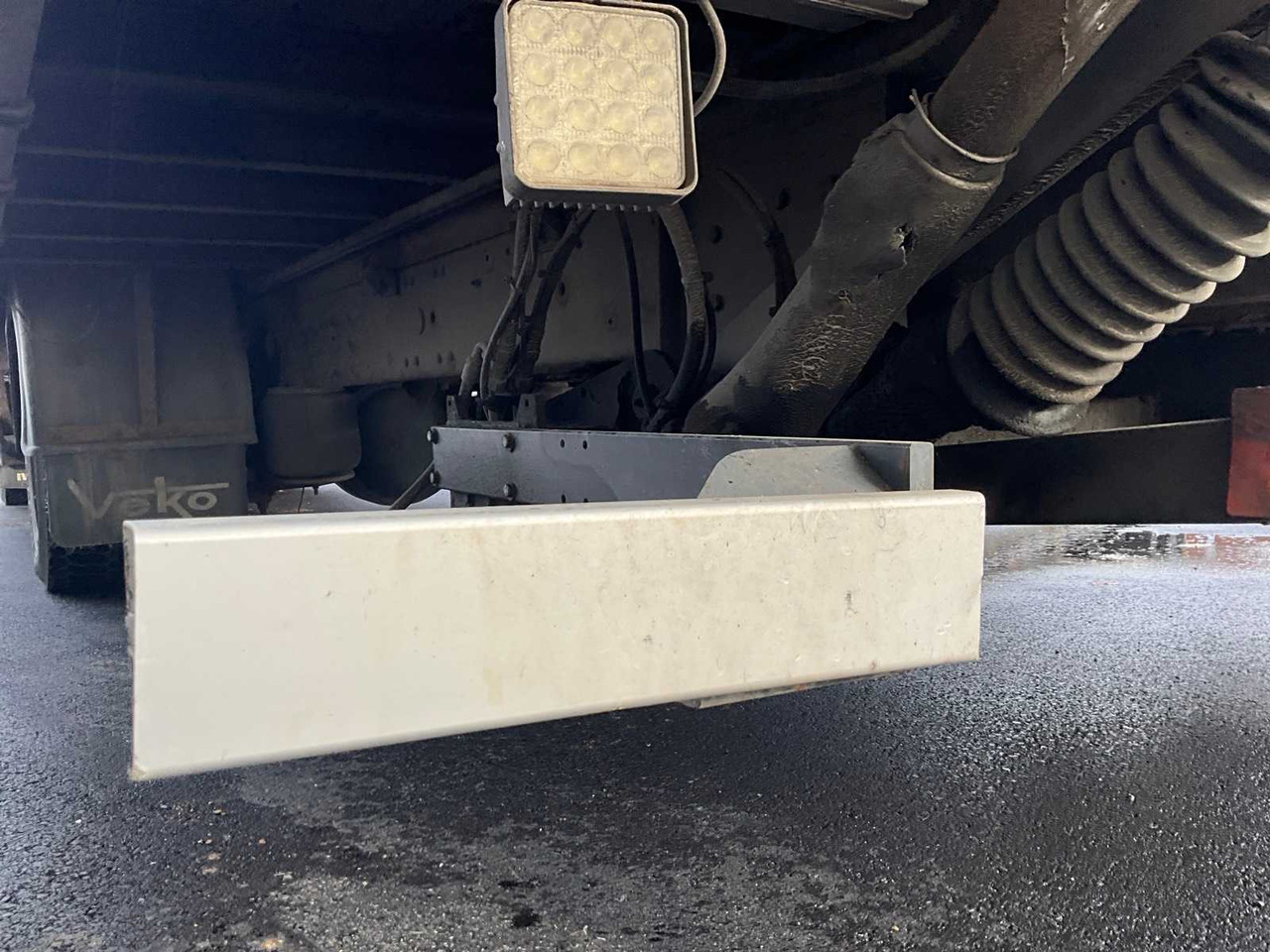 Камион 2008 IVECO EUROCARGO 120E22 - HYDRAULIC TAIL LIFT: снимка 18 Камион 2008 IVECO EUROCARGO 120E22 - HYDRAULIC TAIL LIFT: снимка 18