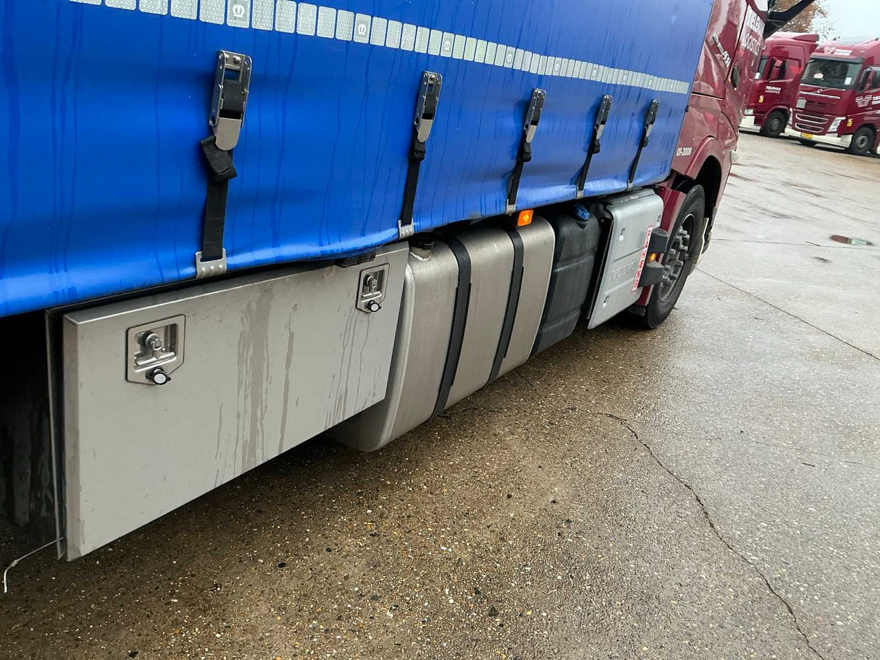 Камион 2023 VOLVO FH TRUCK WITH CANOPY BODY(C): снимка 19