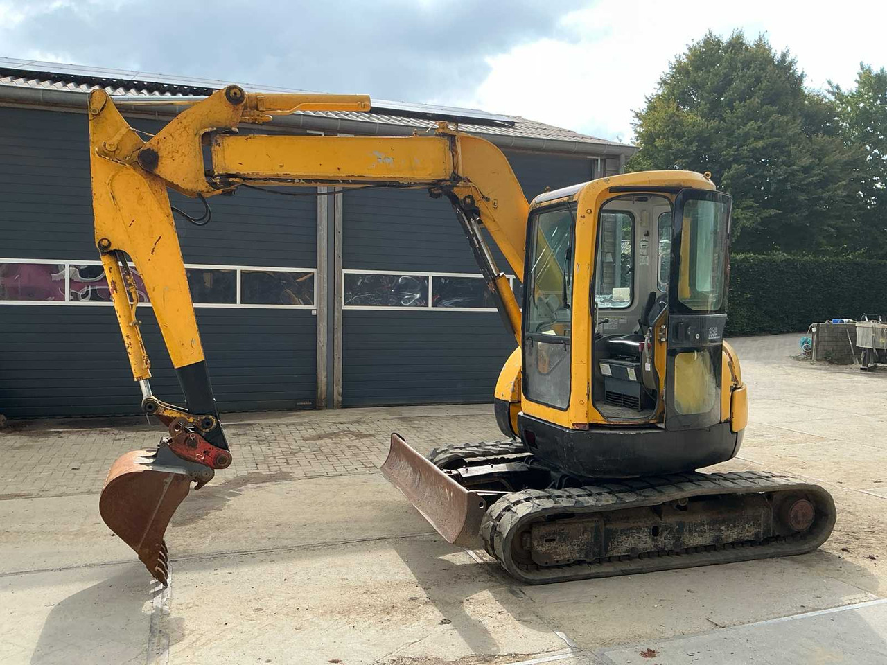 Kobelco SK50UR-2 - Верижен багер: снимка 1 Kobelco SK50UR-2 - Верижен багер: снимка 1