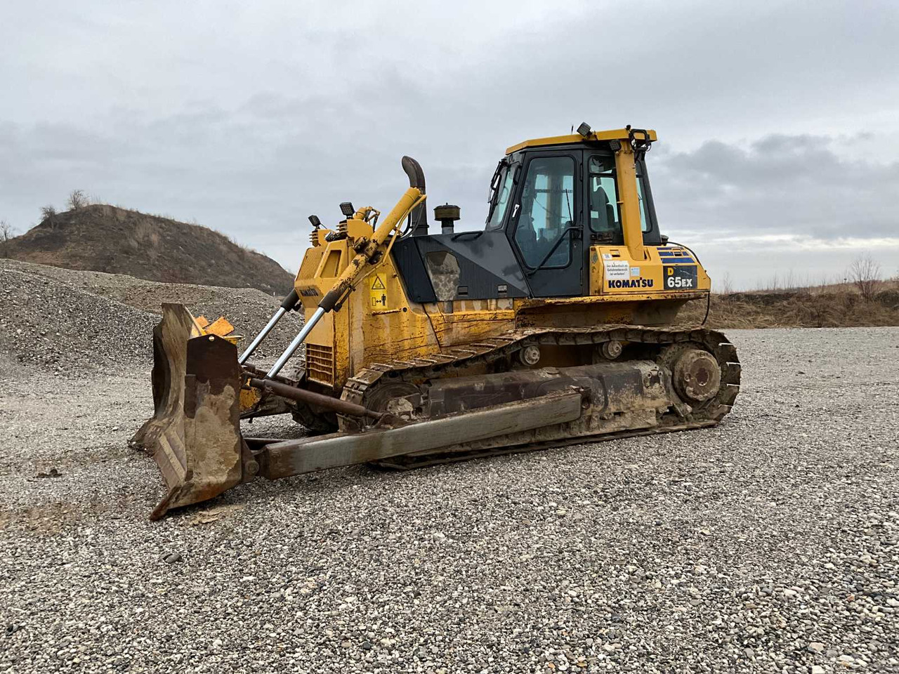 Komatsu D65EX - Булдозер: снимка 2 Komatsu D65EX - Булдозер: снимка 2