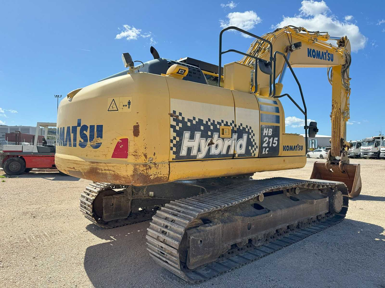 Komatsu HB215LC-2 - Верижен багер: снимка 3 Komatsu HB215LC-2 - Верижен багер: снимка 3