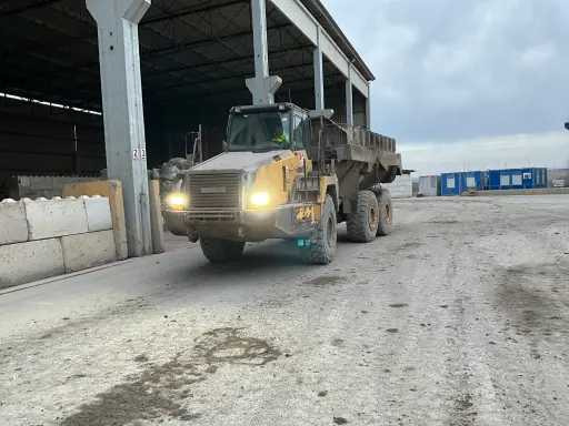 Komatsu HM300-2 - Самосвал: снимка 3 Komatsu HM300-2 - Самосвал: снимка 3