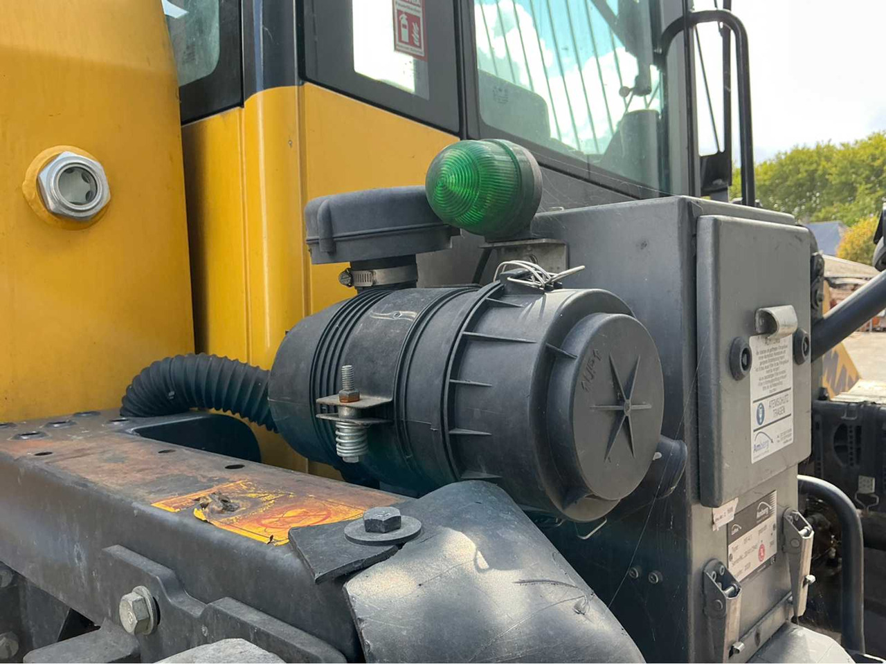 Колесен товарач Komatsu WA270-8EO: снимка 27